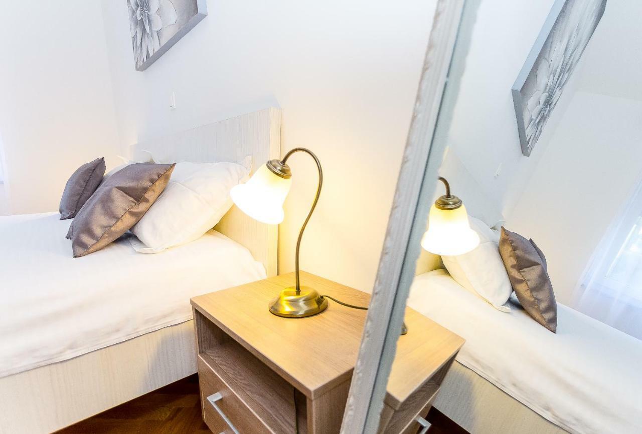 Urban Luxury Suites Juricevic Duce Ngoại thất bức ảnh