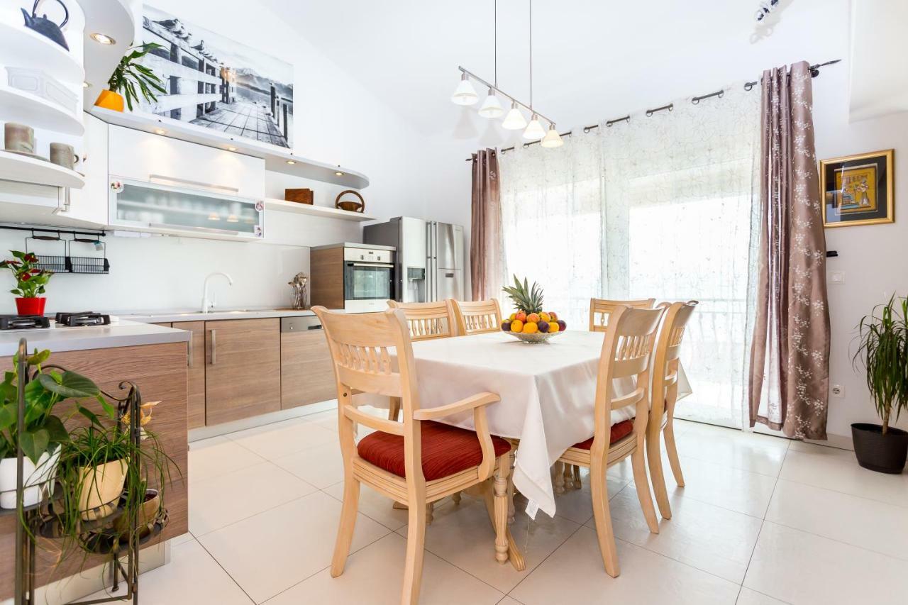 Urban Luxury Suites Juricevic Duce Ngoại thất bức ảnh
